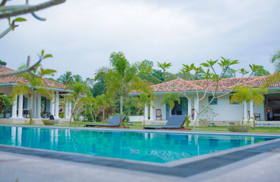 Luxury Colonial-Style Villa &#038; Prime Investment Land for Sale