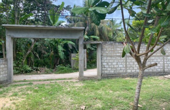 Development Land for Sale in Hikkaduwa – Ideal for a Residential Home or Holiday Villa